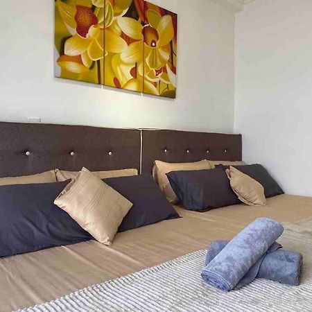 2 Bedroom Apartment Next To Historical Spots Малакка Экстерьер фото